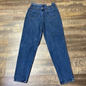 Vintage Levi’s 900 Series Mom Jeans Women's 10 Tapered Dark Blue Denim USA 90s
